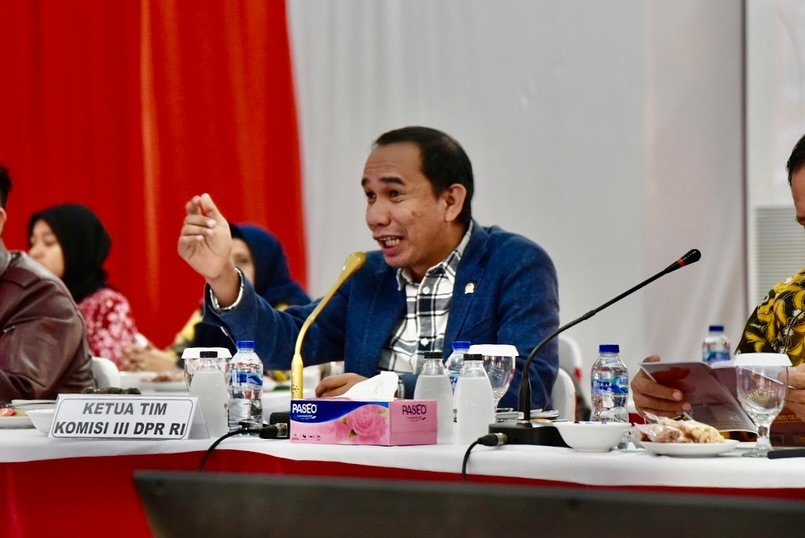 Anggota Komisi III DPR