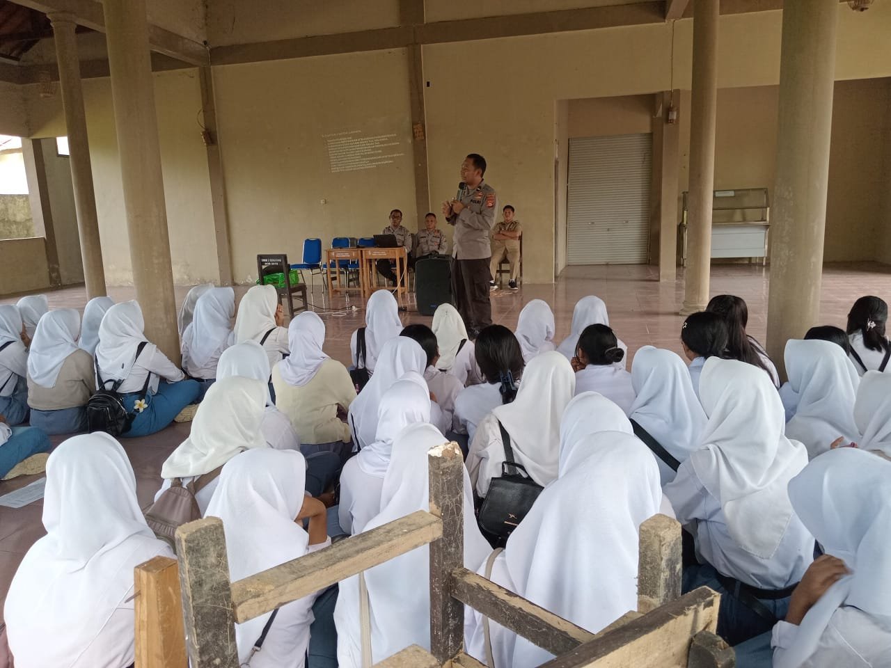 Sosialisasi Kepolisian Lindungi Generasi Muda dari Kenakalan