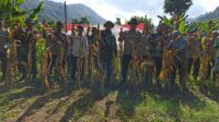Panen Raya Jagung Serentak di Batulayar, Langkah Nyata Wujudkan Swasembada Pangan 2025 (3) Panen Raya Jagung Serentak di Batulayar, Langkah Nyata Wujudkan Swasembada Pangan 2025 (5)