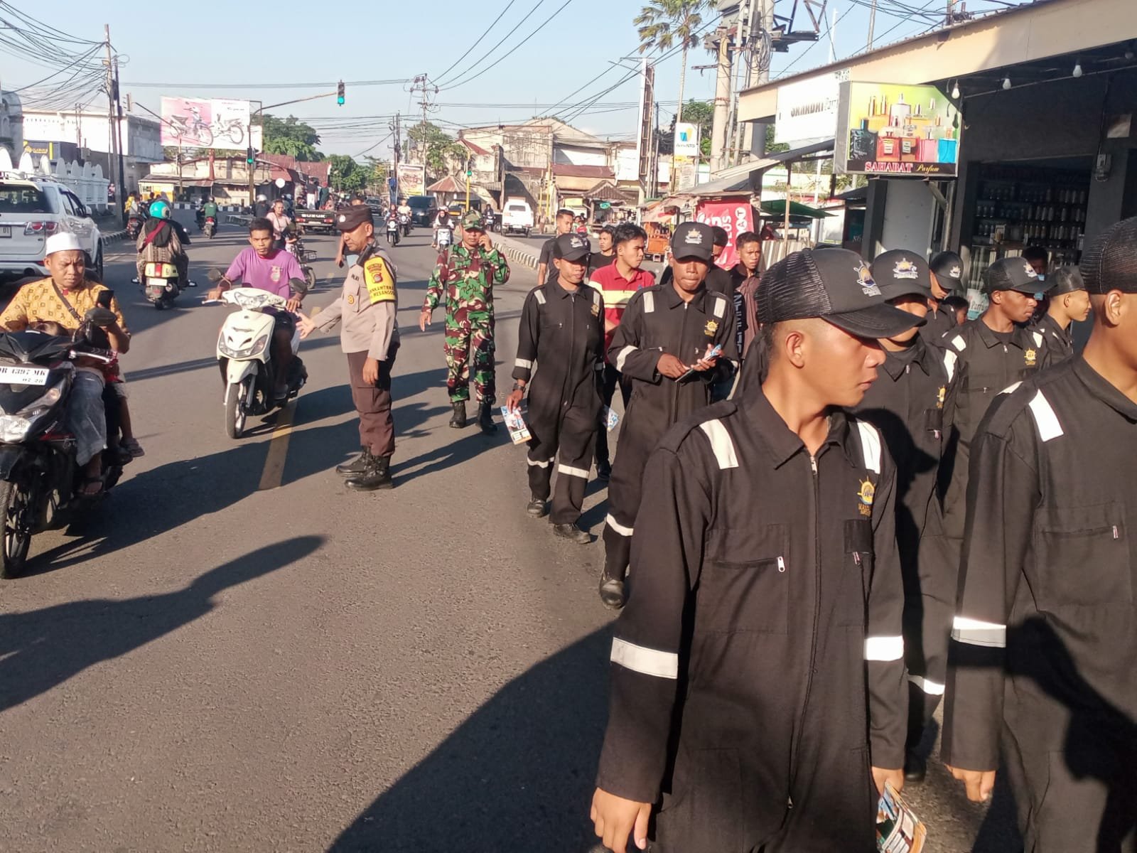 Ratusan Warga Ramaikan Pawai Khataman Al-Qur’an di Gerung Lombok Barat